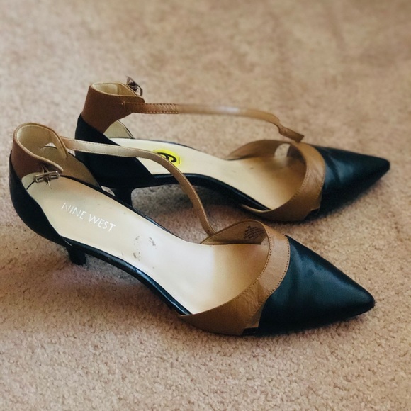 Shoes - Picture 4 of 5